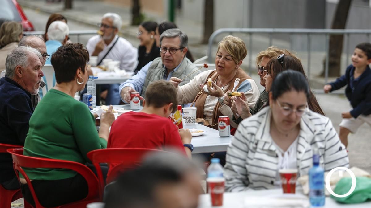 Cruz de mayo de la AVV Cañero Nuevo
