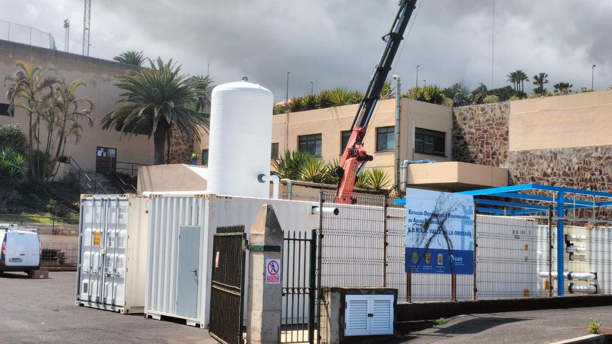 El Cabildo de Tenerife inyecta 842.000 euros más en la depuradora que afecta a Playa Jardín pese a que dijo que la obra estaba terminada