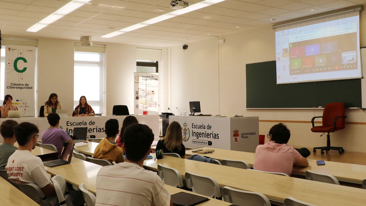Investigadores de la Universidad de León trazan un método para detectar ciberataques en entornos volátiles