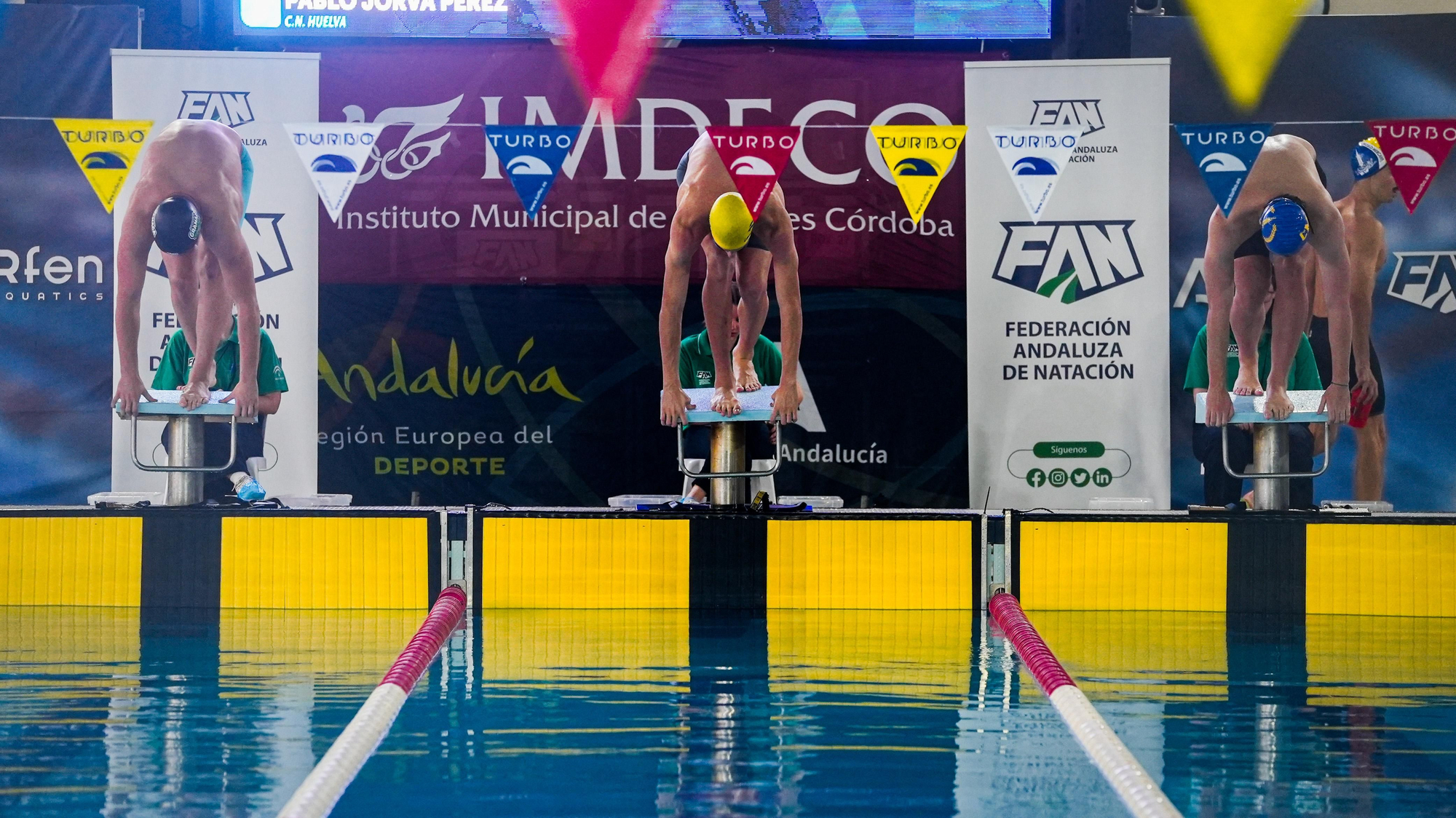 Fase de ascenso de natación