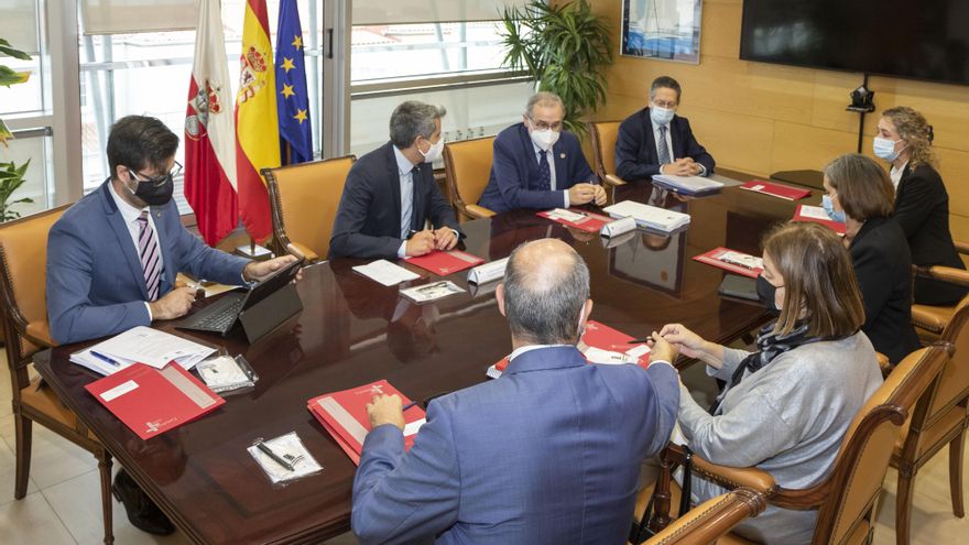 Reunión Gobierno de Cantabria-UC sobre Contrato Programa Extraordinario