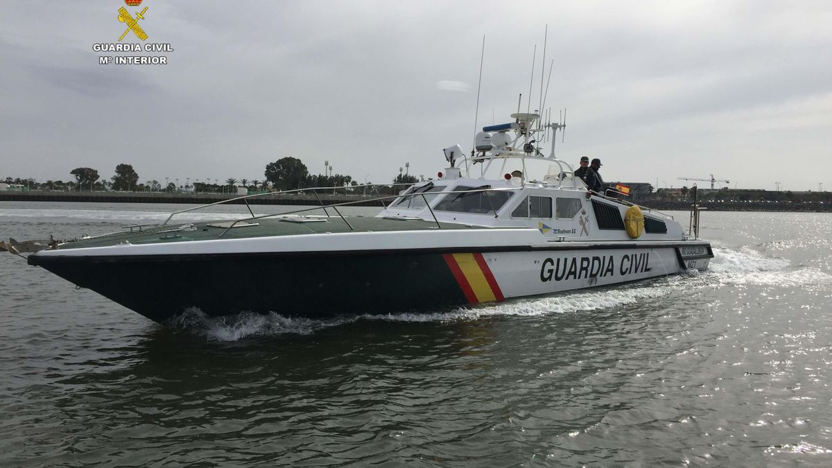 Unos narcotraficantes disparan contra la Guardia Civil en un