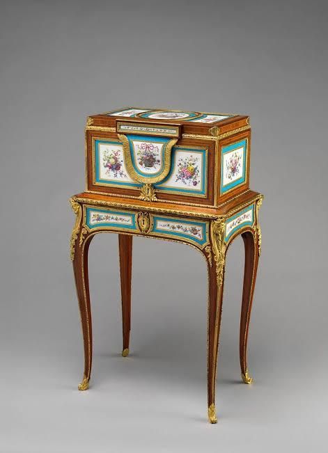 Sécretaire joyero