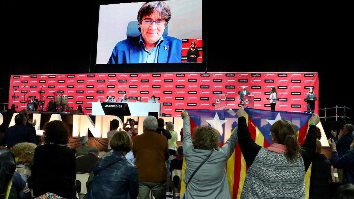 Puigdemont: "No podemos olvidar que somos hijos del 1 de octubre de 2017"