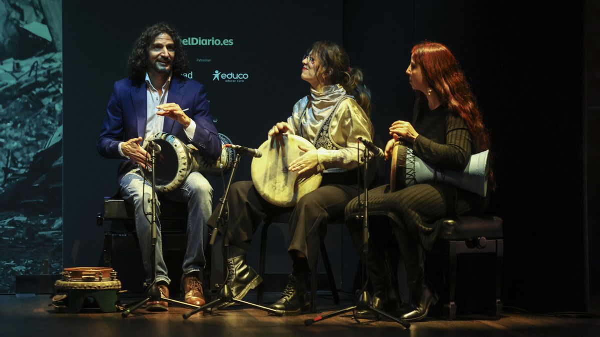 Durante la ceremonia nos acompañaron los percusionistas Samir Elturky, Silvia Romero Ramos y Ana Chamorro