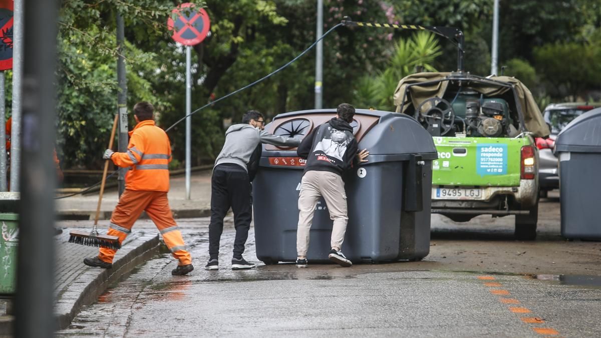 Daños por la lluvia en avenida del Corregidor