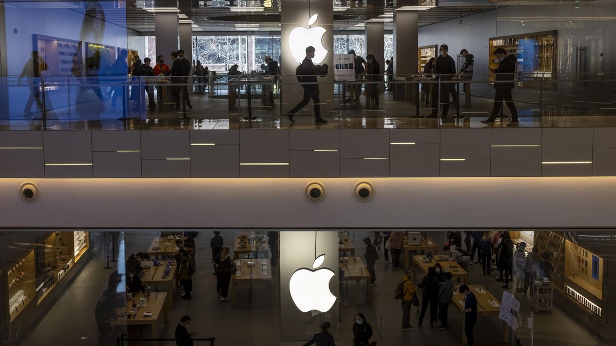China permite al fin que la IA de Apple entre en el país, pero solo con los algoritmos de sus empresas