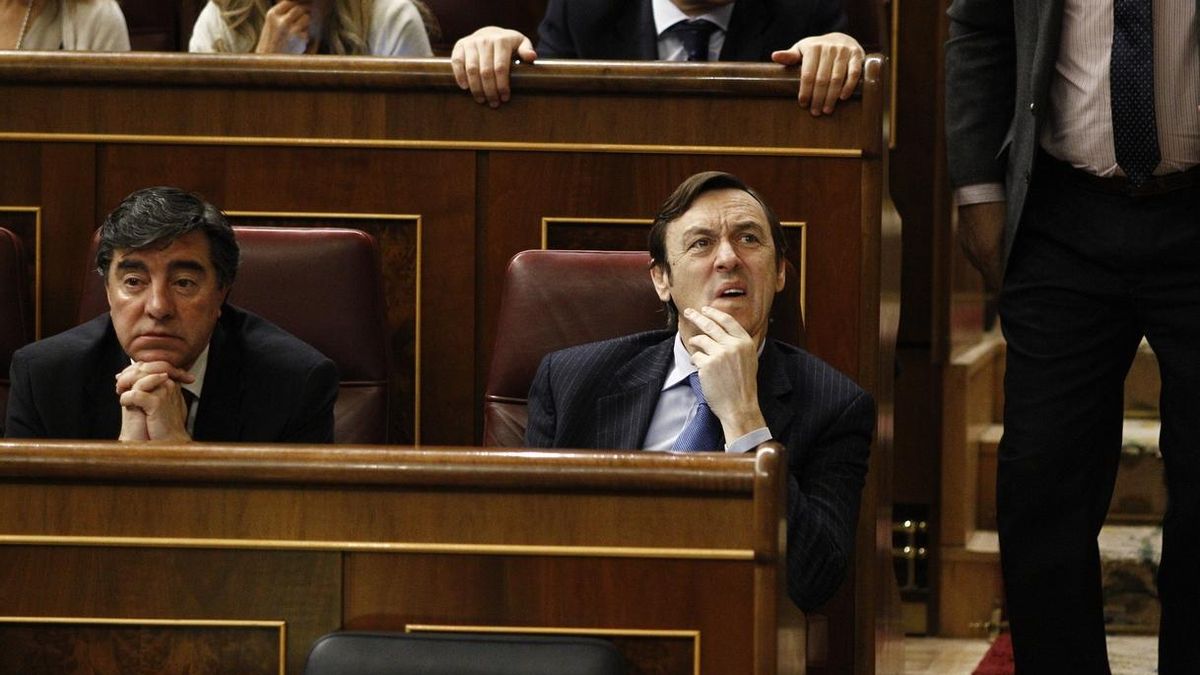 PP multará a los cinco diputados que no votaron a favor de la reforma del aborto, entre ellos el cántabro Javier Puente