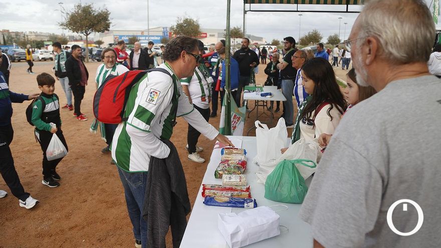 La recogida de alimentos de Cordobamania vuelve un año más