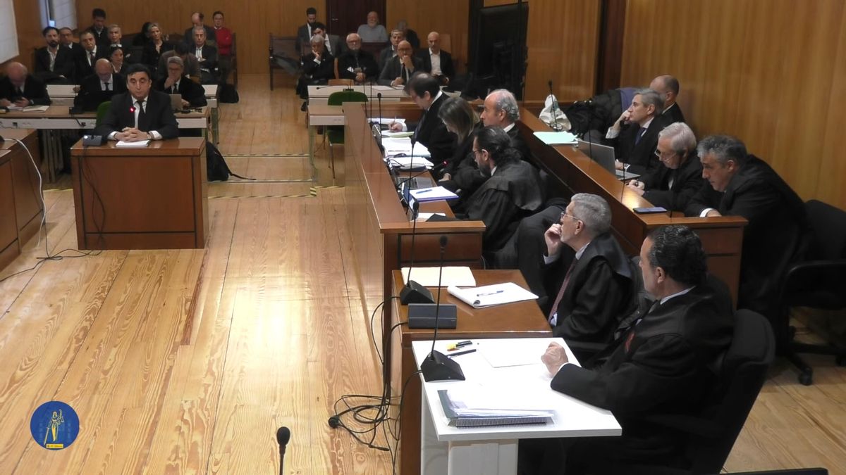 Uno de los principales acusados de  la trama eólica se presenta como perjudicado y culpa a Hacienda de su situación: "Subastaron mi casa"