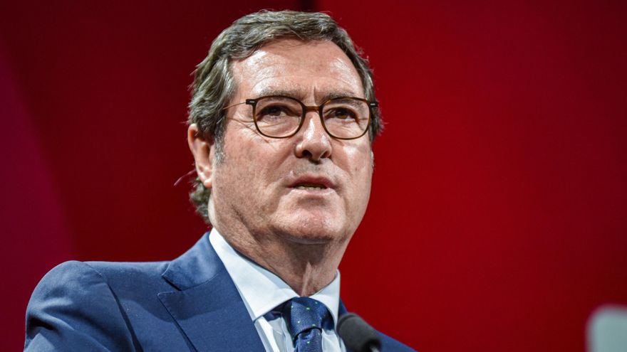 El presidente de la CEOE, Antonio Garamendi, durante la Asamblea General de Proclamación del presidente y vocales de la Junta Directiva en la sede de Foment del Treball, a 18 de mayo de 2026, en Barcelona, Cataluña (España). El acto institucional oficiali
