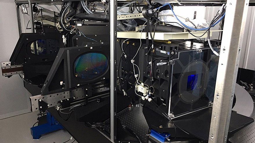 El espectrógrafo WEAVE del Telescopio William Herschel permitirá "observar hasta mil estrellas por hora"  desde La Palma