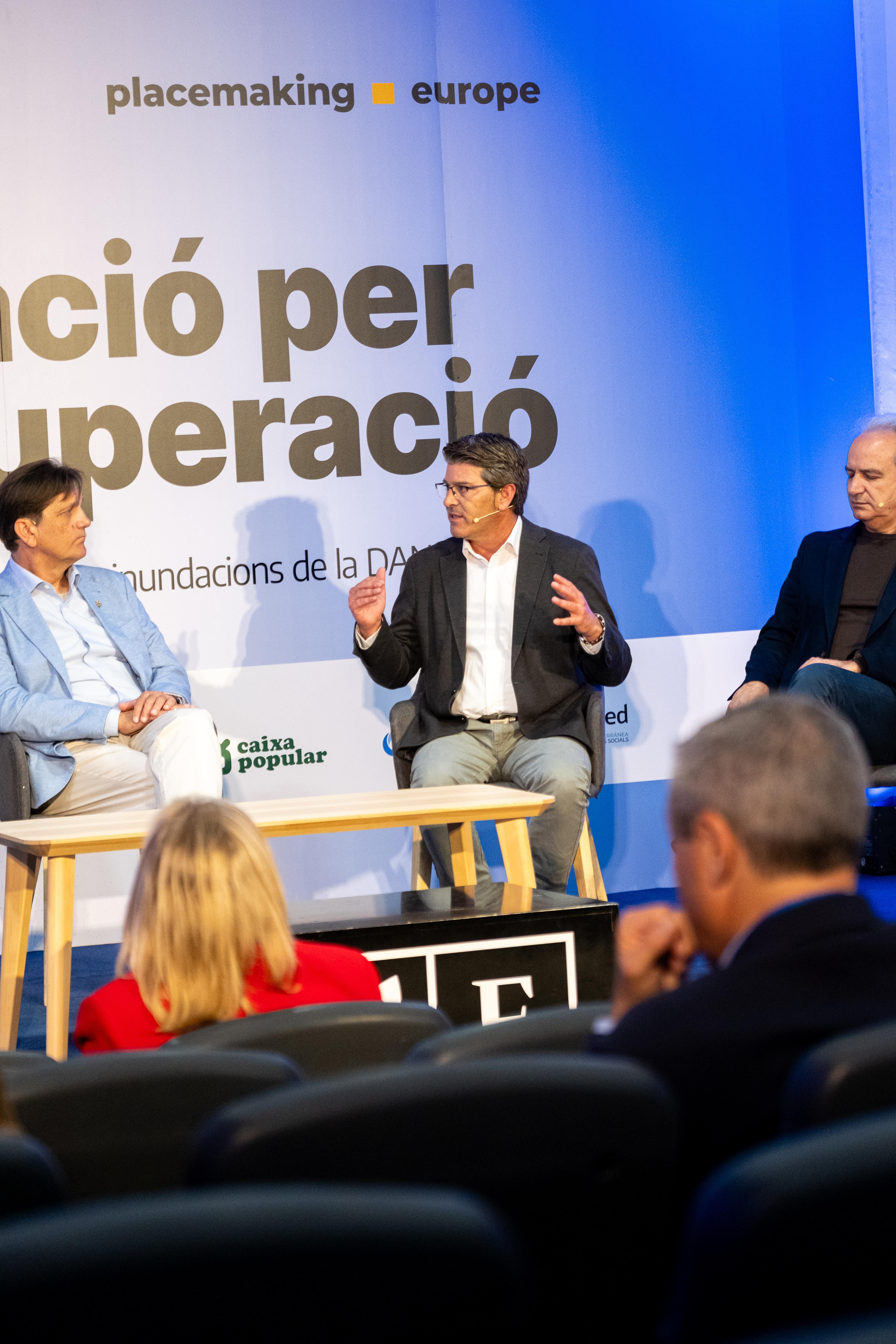Alfons Domínguez, Jorge Rodríguez y Ricardo Gabaldón, alcaldes de Alzira, Ontinyent y Utiel.