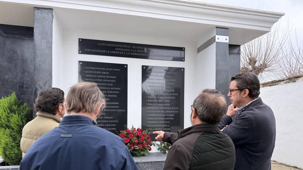 Las 49 personas arrojadas a un pozo de 25 metros en Valencia de Alcántara: 90 años de la tragedia de la Mina Terría