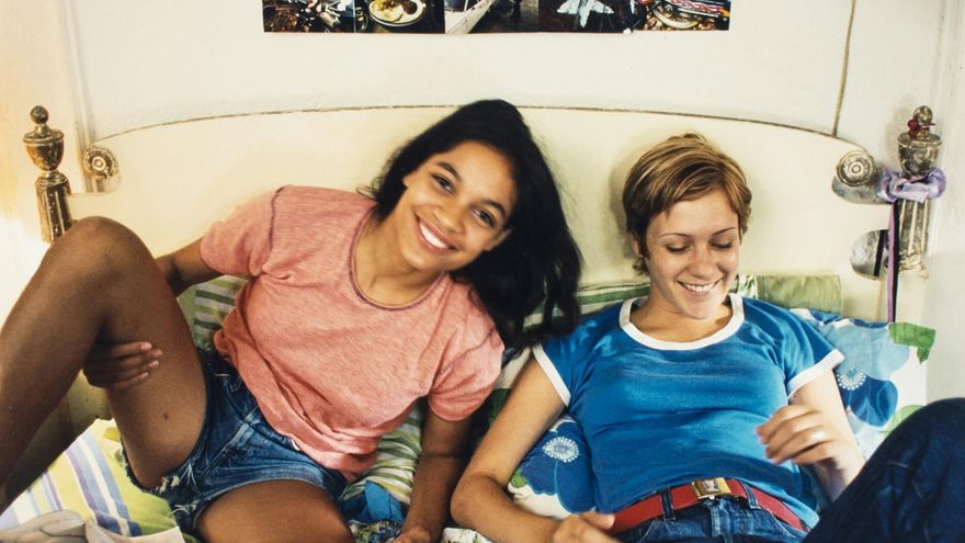 Chloë Sevigny y Rosario Dawson en uno de sus primeros papeles en 'Kids'