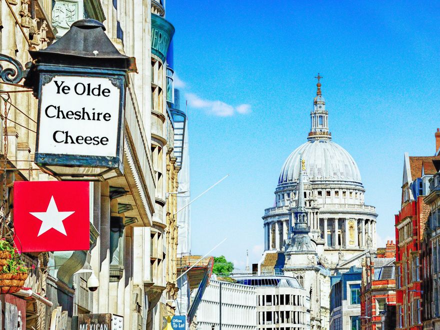 La cúpula de San Pablo desde Fleet Street.