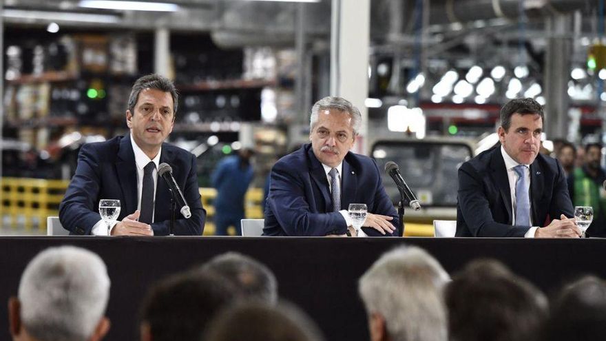 En el año electoral, Massa ajustará en subsidios, pero también en ambiente, turismo y género