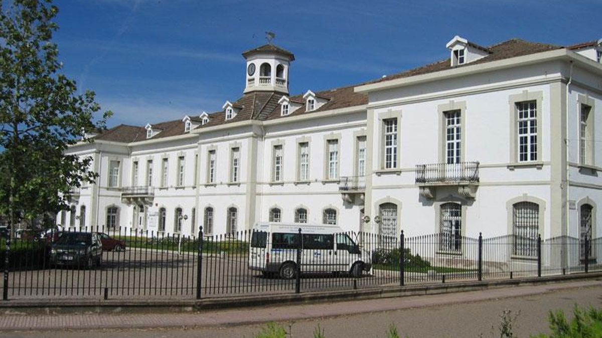 Antigua sede de la Sociedad Minero Metalúrgica en Peñarroya