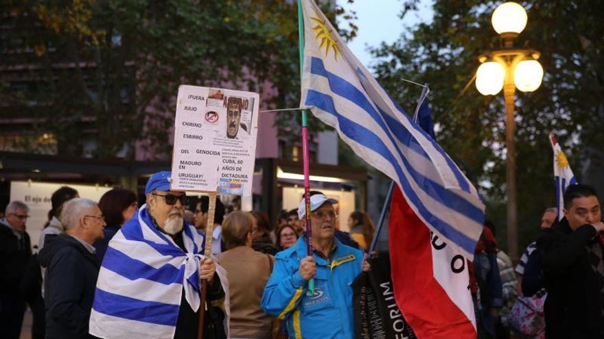 Venezolanos en Uruguay emocionados y expectantes ante el levantamiento de Guaidó