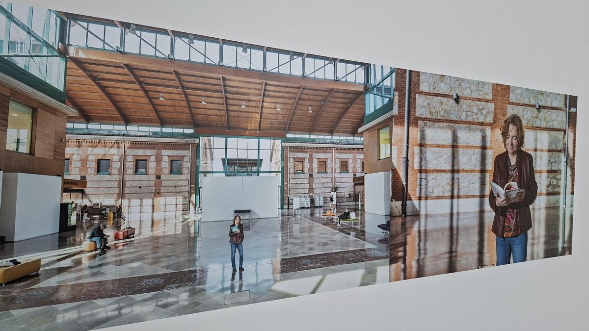 La Feria del Libro inaugura una exposición del fotógrafo Dani Vidala dedicada a las 'Felisas' lectoras en la Biblioteca Central
