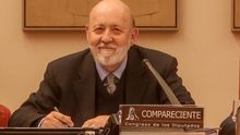 Tezanos mantiene su negativa a que el CIS pregunte sobre Monarquía o República porque "no está en la agenda" de la gente