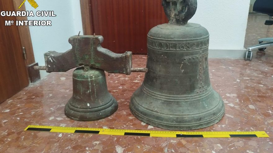 Recuperan dos campanas del siglo XVIII robadas de una iglesia en Jerez (Cádiz)