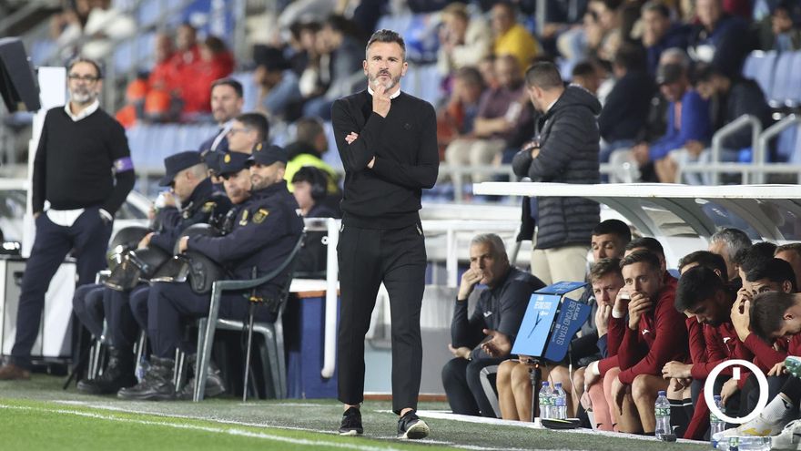 Iván Ania: "Si mejoramos en casa, vamos a conseguir el objetivo con margen para ser ambiciosos"