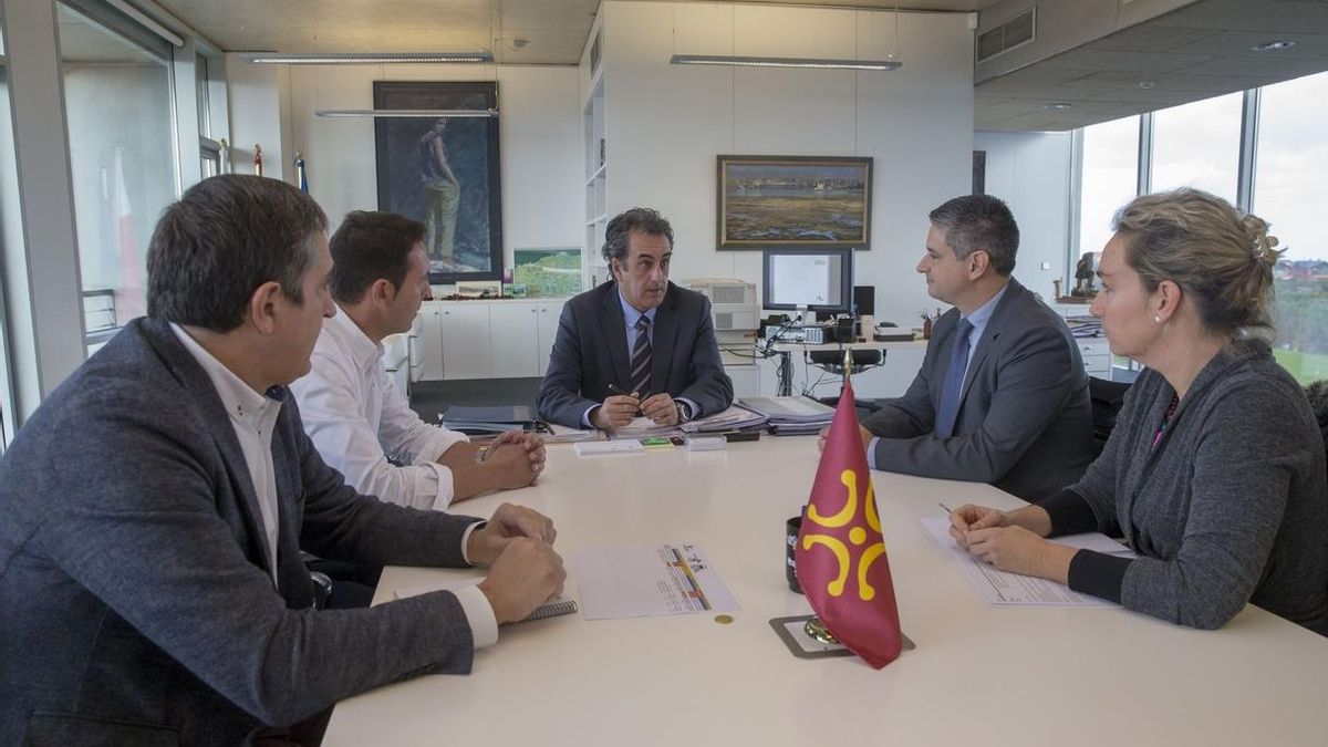 Industria inicia una ronda de contactos con los agentes sociales para abordar la situación del sector