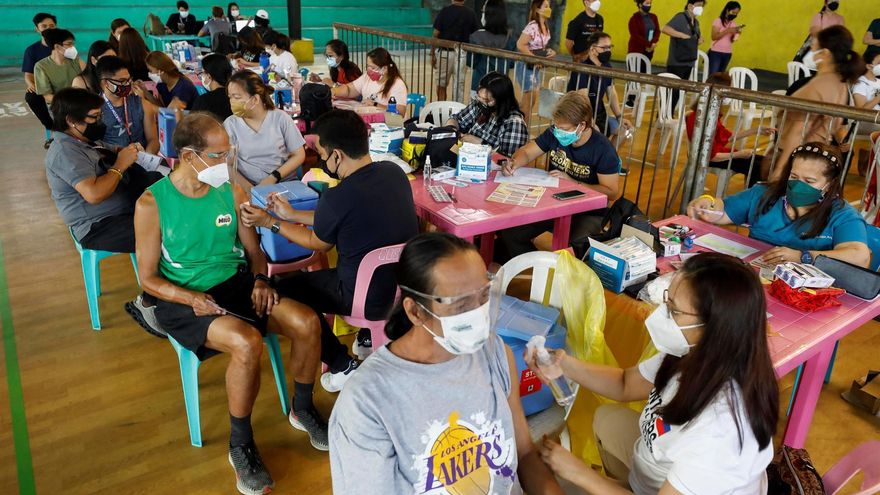 Vacunación en Filipinas.