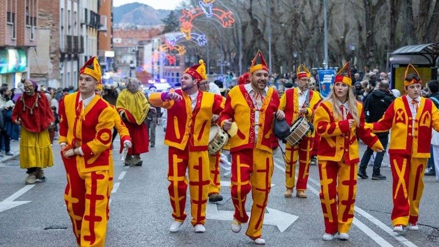 En Carnaval, Botargas, Vaquillones, Diablos, Mascaritas, Chocolateros, Danzantes y Mascarones de la ciudad y la provincia de Guadalajara