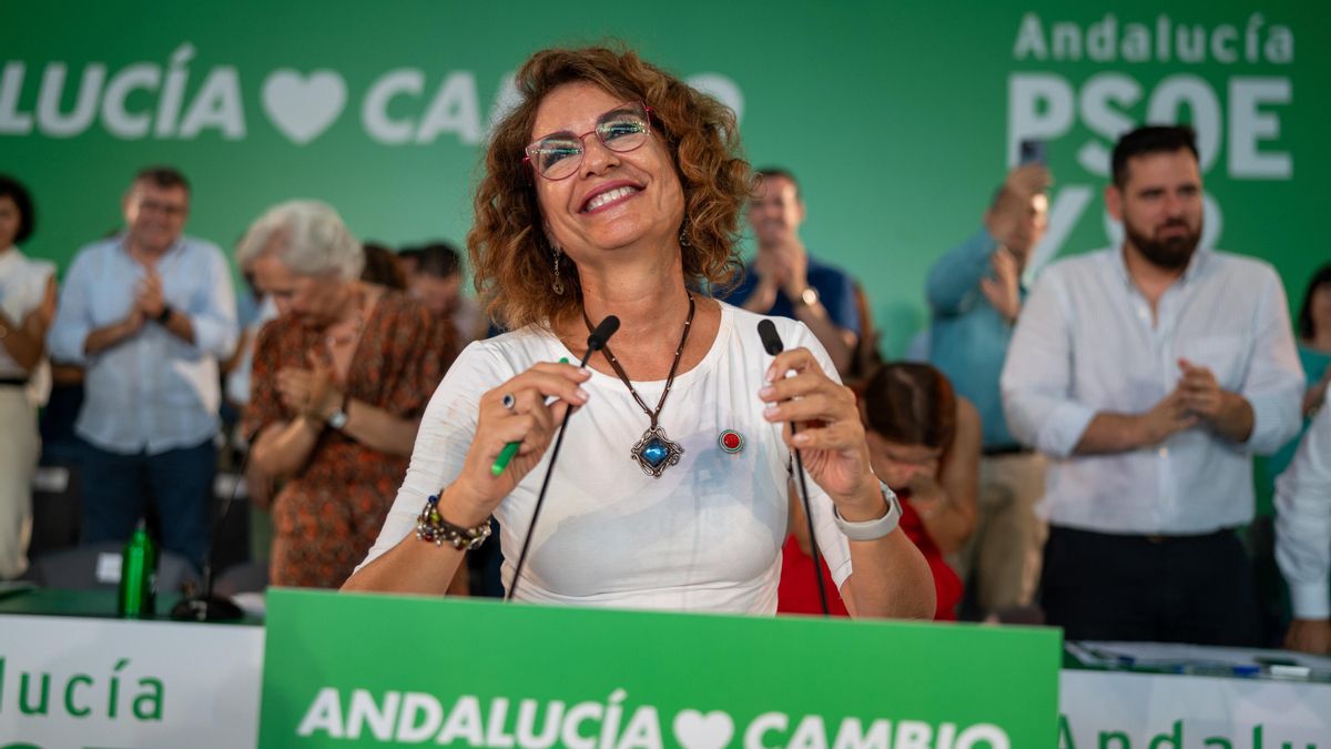 Montero abre el proceso para elegir las listas del PSOE para las andaluzas con disputas internas en varias provincias