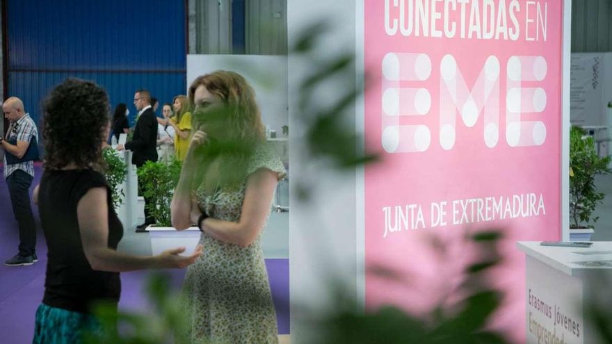 Rafael España: "Queremos hacer más visible la figura de la mujer empresaria para que exista el reconocimiento que os habéis ganado a pulso"