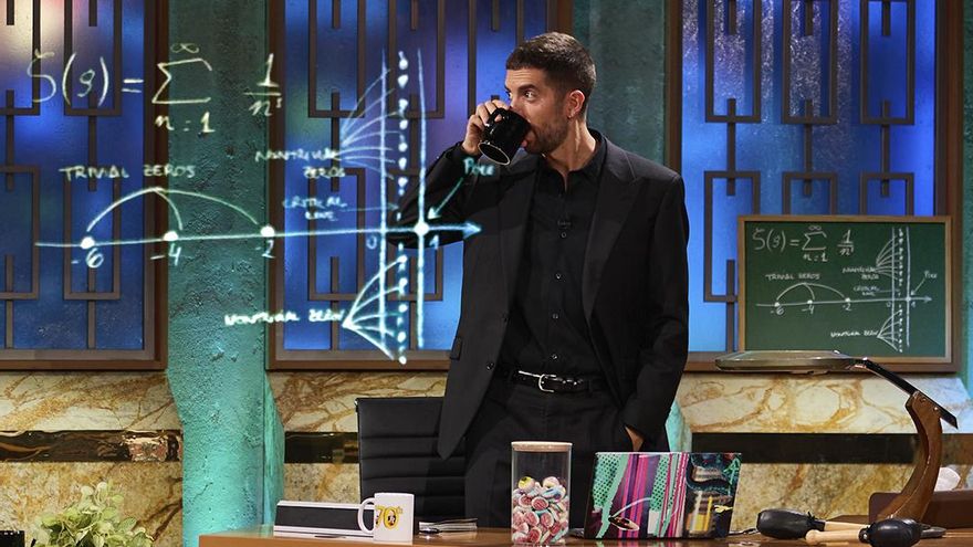 El misterio de la pizarra de Broncano: ¿qué pinta esta maravilla de las matemáticas en La Revuelta?