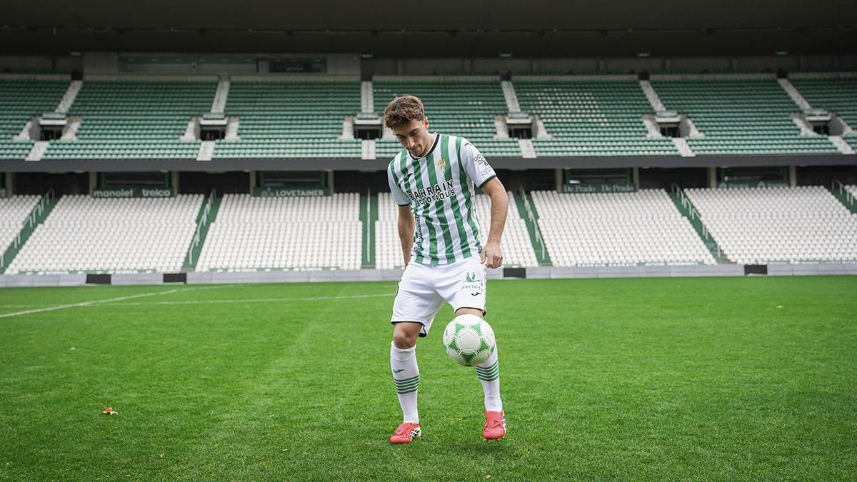 Presentación de Goti como nuevo jugador del Córdoba CF
