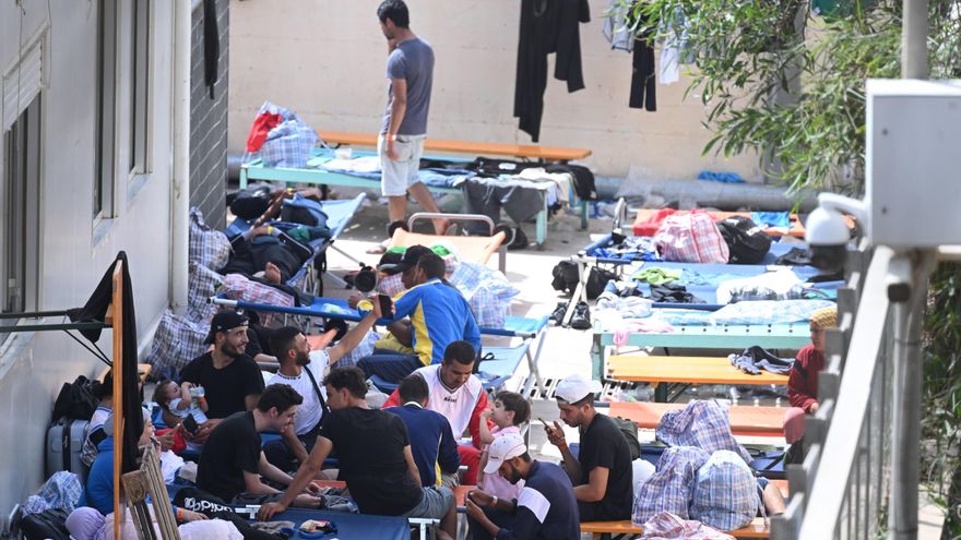 La tensión de los 27 atasca el pacto migratorio en pleno pico de llegadas a Italia