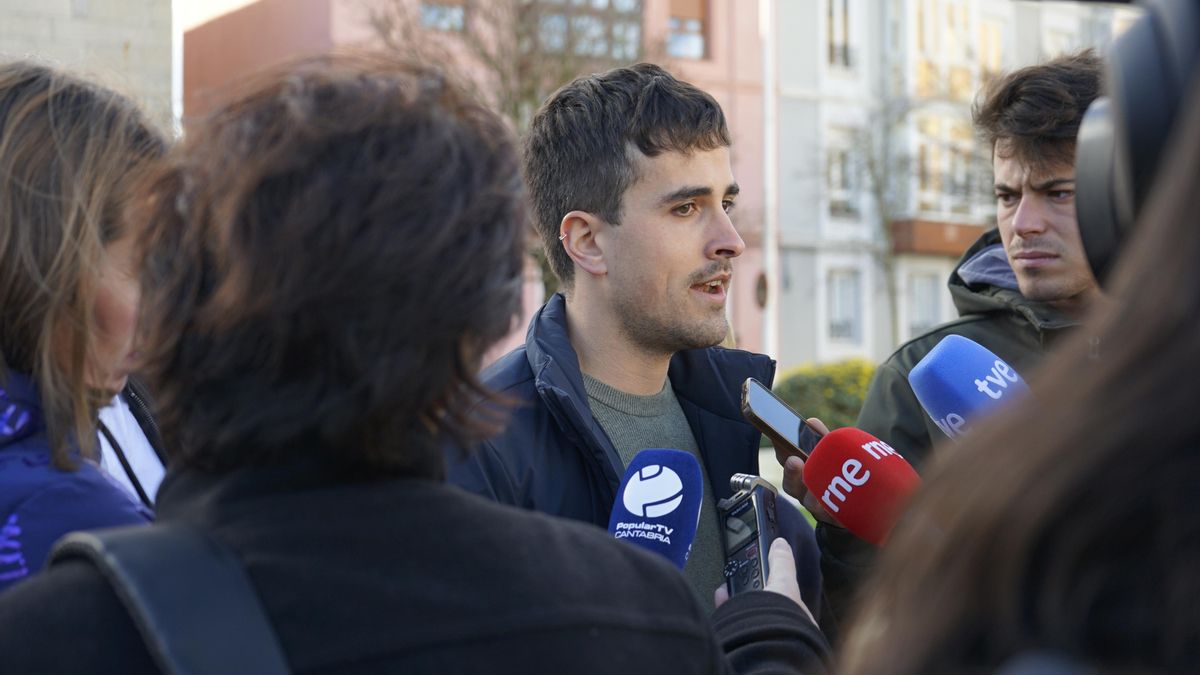El secretario general de Cantabristas, Paulu Lobete, realiza declaraciones sobre las alegaciones presentadas por su formación al proyecto Suances-Requejada.