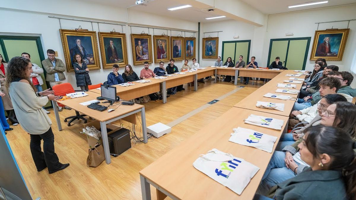 Participantes en una de las formaciones en la Universidad de Oviedo.