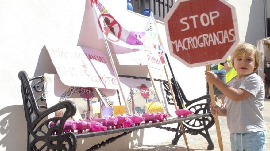 La moratoria de macrogranjas aplicará sólo a las de cerdos hasta 2024 en Castilla-La Mancha