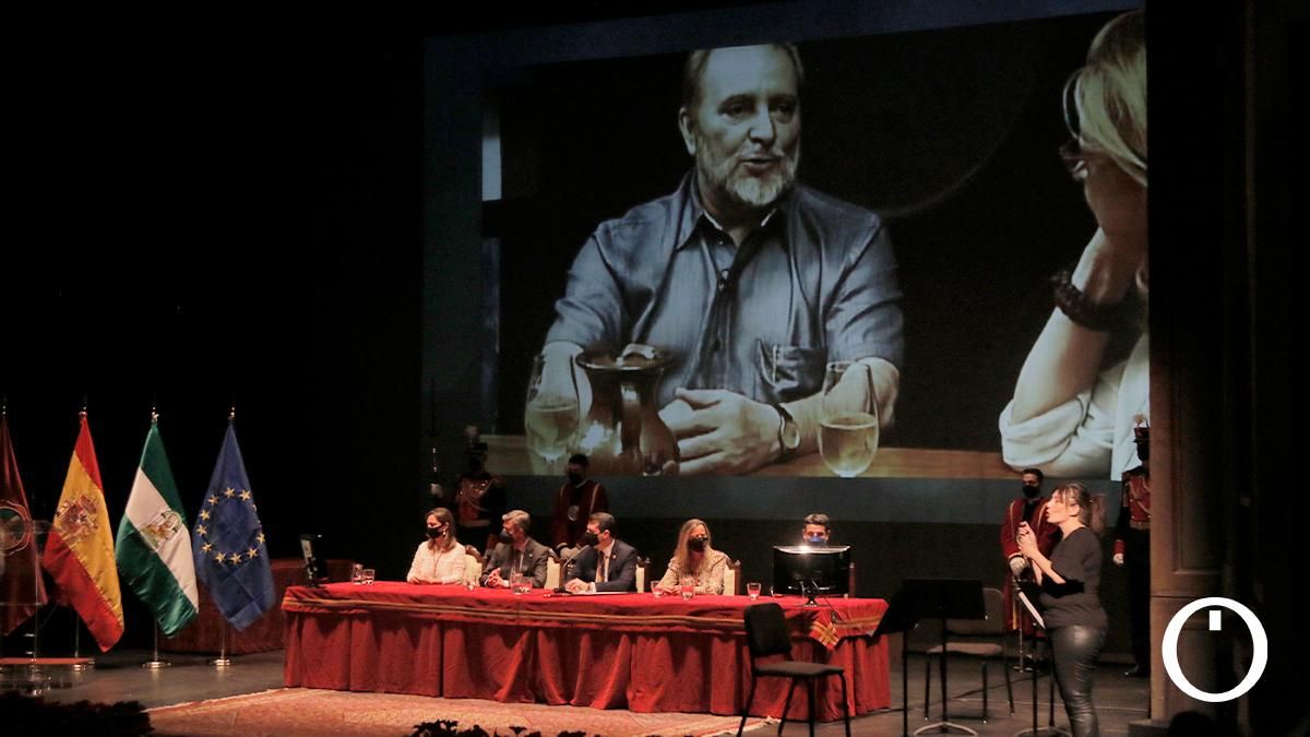 En imágenes, el homenaje de Córdoba a Julio Anguita como Hijo Adoptivo de la ciudad