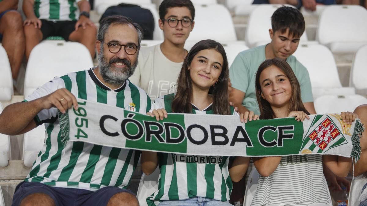 Grada Blanquiverde del Córdoba CF - Granada CF