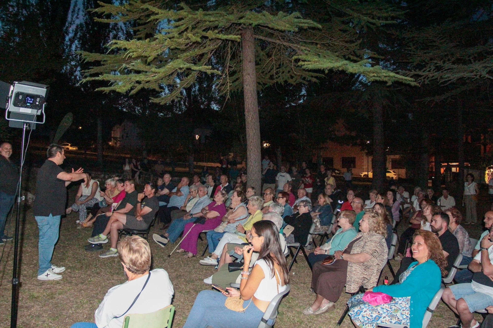 Asistentes a la proyección de Trashumancias 2.5 en Tragacete