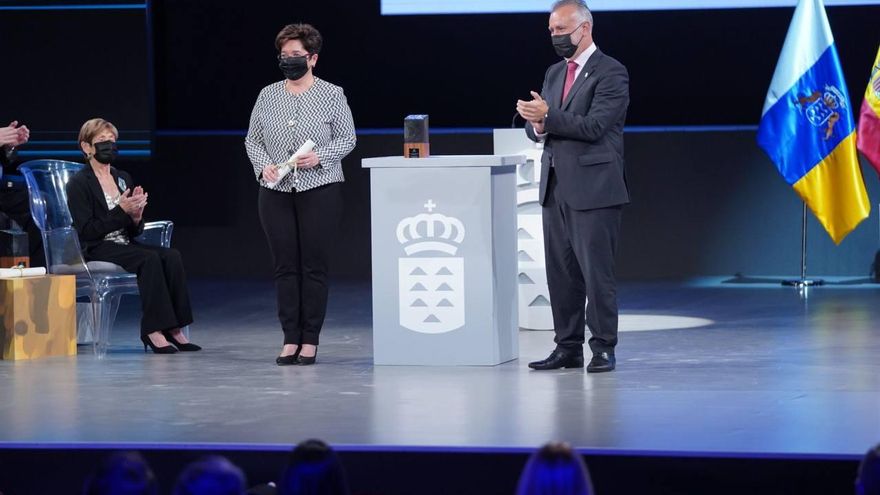 Dolores Corbella Díaz, Premio Canarias de Investigación e Innovación.
