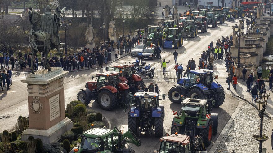 Cerca de 7.000 tractores en las protestas de los agricultores en Castilla y León
