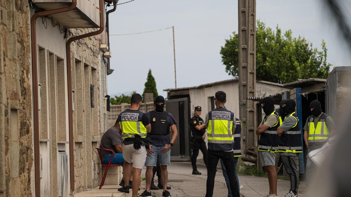 Tres detenidos en la localidad coruñesa de A Pobra cuando trasladaban más de 1.400 kilos de cocaína