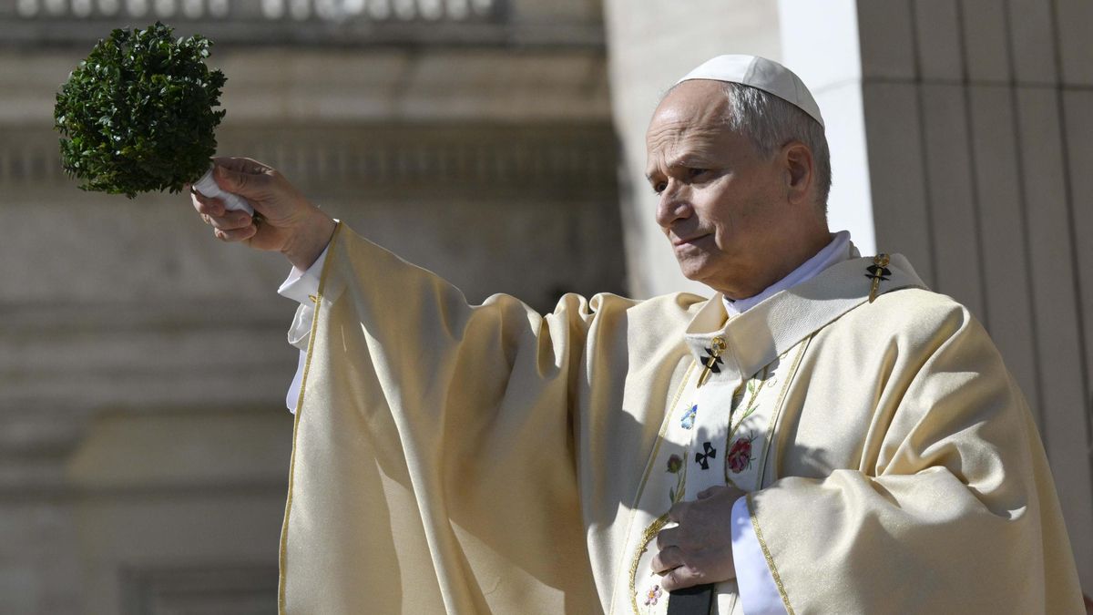 El Gobierno de Canarias garantiza dinero público para gastar en el "importante despliegue" de la visita del Papa