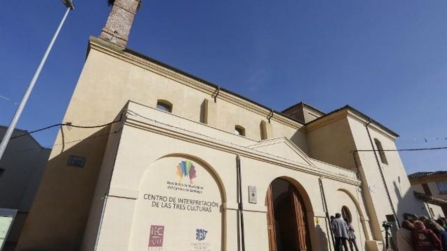 Carlos S. Campillo / ICAL Centro de Interpretación de las Tres Culturas, ubicado en la iglesia de San Pedro Apóstol del barrio de Puente Castro de León