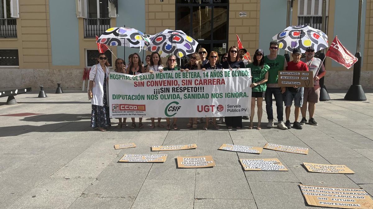 Un momento de la protesta convocada por el comité de empresa.