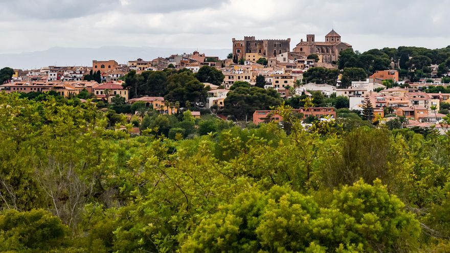 La pequeña villa de Catalunya con restos de una muralla medieval y en la que se podrá observar el próximo eclipse solar