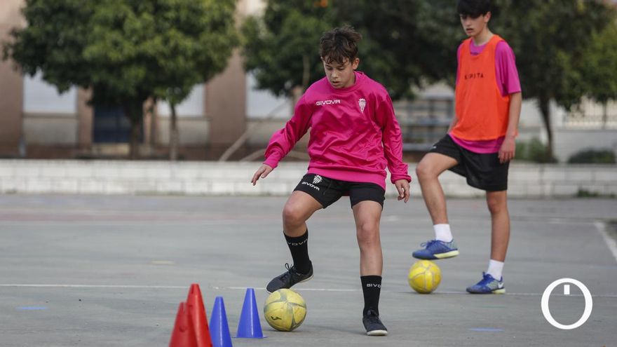 Entrenamiento de la cantera del Córdoba Patrimonio de la Humanidad