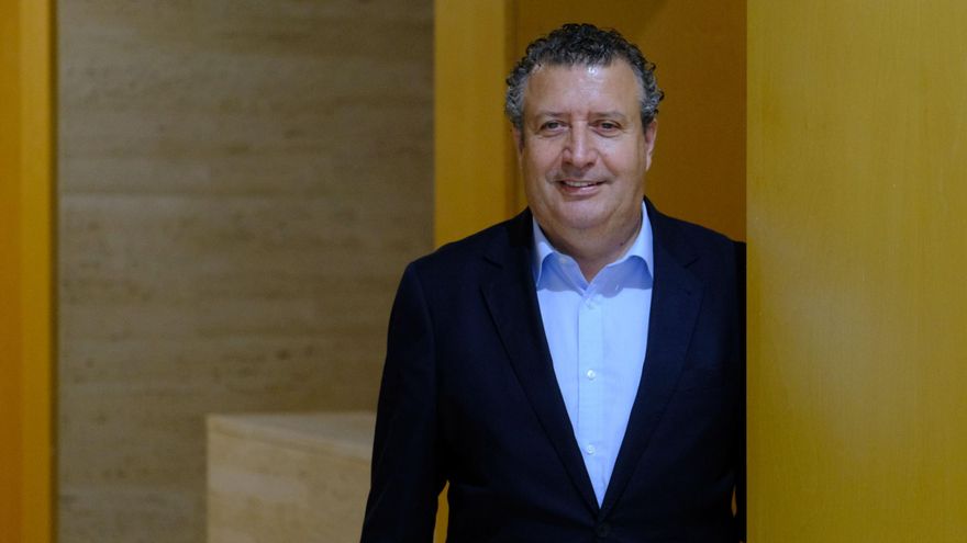 Javier Fernández: "Hay PSOE después de Pedro Sánchez porque el partido tiene una base sólida que nunca cambia"